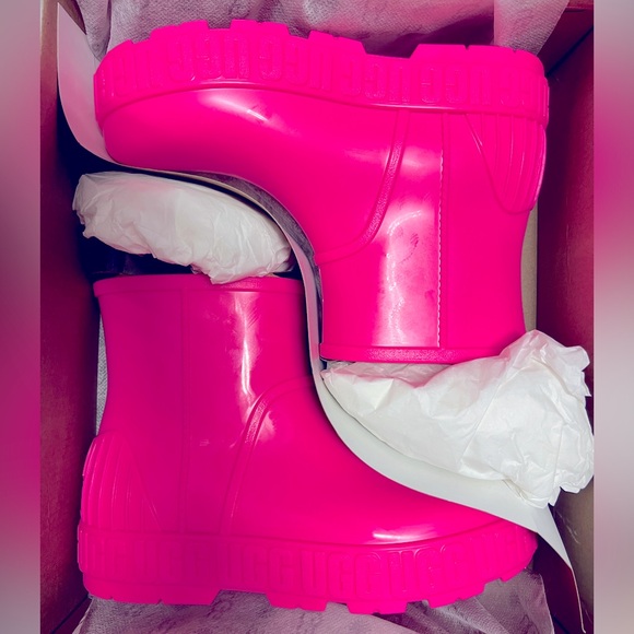 UGG Drizlita Taffy Pink - Picture 2 of 6